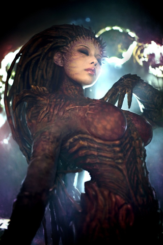 Illustration for article titled The Queen of Kerrigan Cosplay